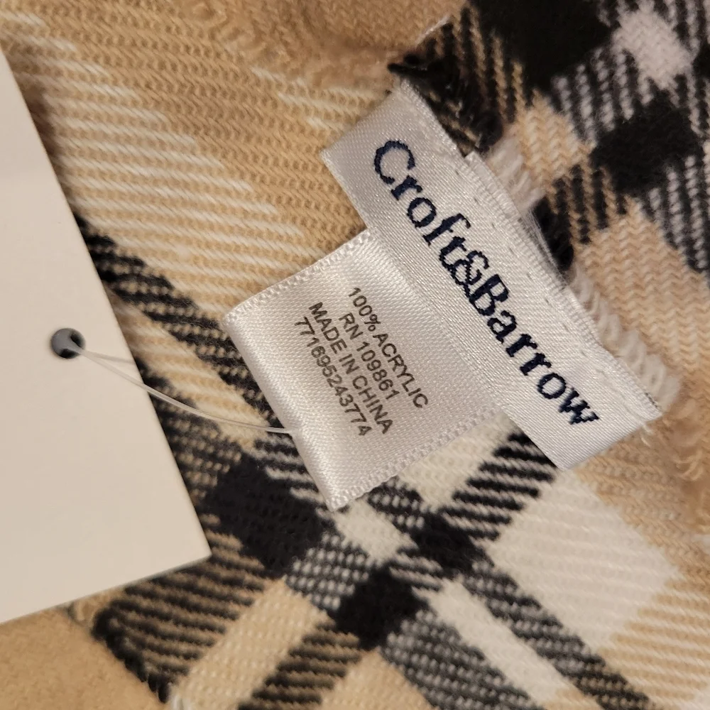 Croft & Barrow Plaid Scarf White Hat and Glove Set New